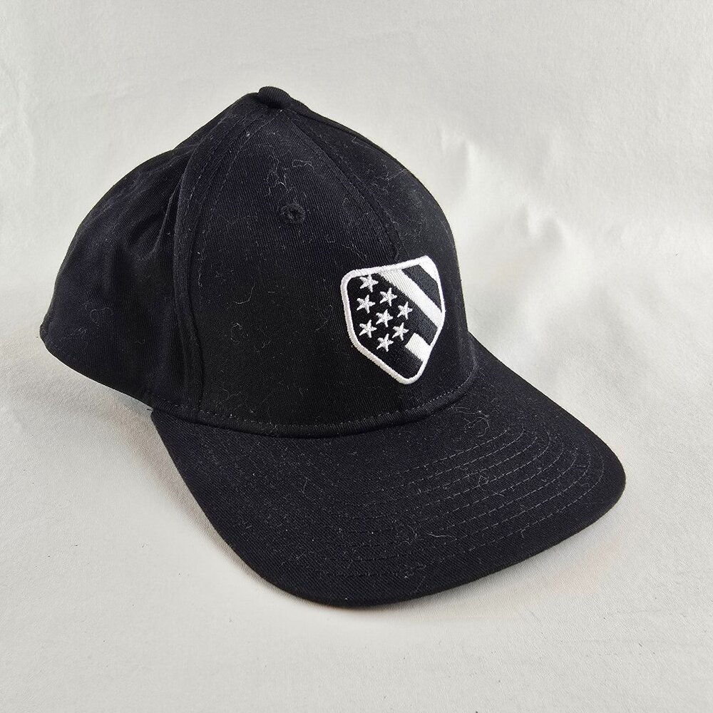 Sleefs Black Baseball Hat USA Shield Logo 100 Cotton Fitted Stretch Fit Cap